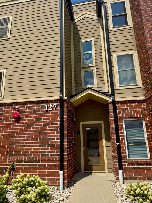 apt-108-127 Glengarry Dr, Bloomingdale, IL, 60108-2321 | Card Image