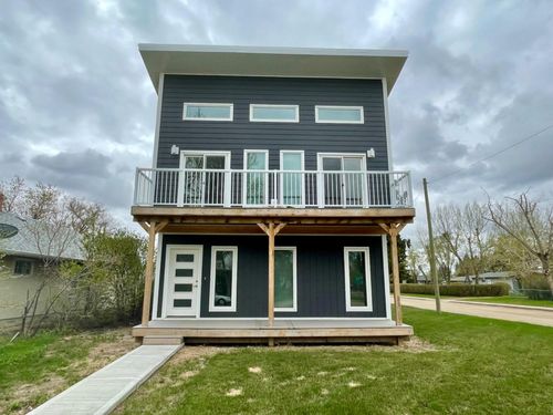 5139 55 Avenue, Viking, AB, T0B4N0 | Card Image