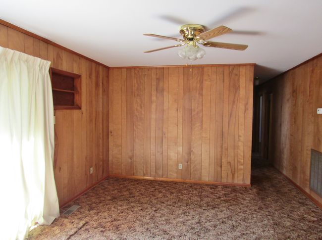 Dining Area | Image 9