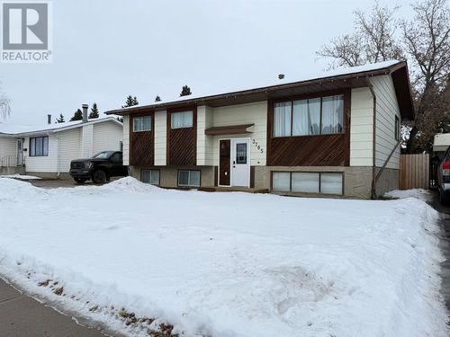 3705 57 Ave, Lloydminster, AB, T9V1Z5 | Card Image