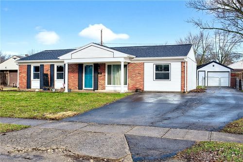922 Styer Dr, New Carlisle, OH, 45344-2746 | Card Image