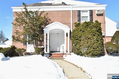 41 Elmwood Ter, Elmwood Park, NJ, 07407-1728 | Card Image
