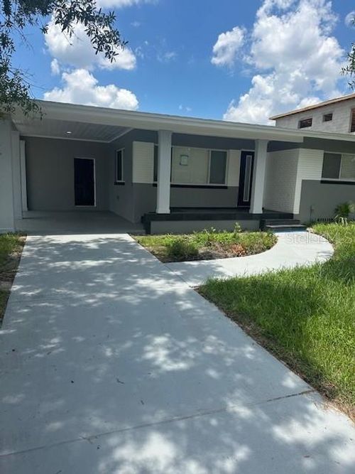 2943 W Beach St, TAMPA, FL, 33607-2960 | Card Image