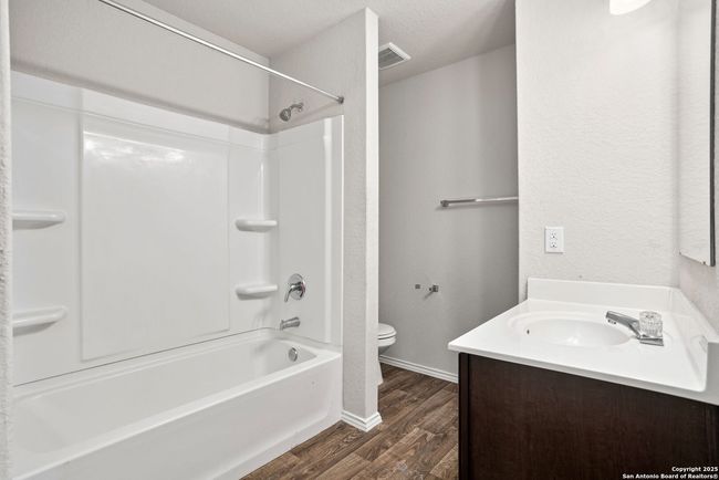 14415 Rockhouse Rd, House other with 3 bedrooms, 3 bathrooms and null parking in Elmendorf TX | Image 22
