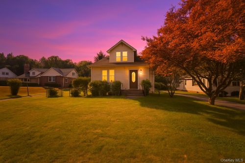 253 La Vista Dr, South Fallsburg, NY, 12779-5227 | Card Image
