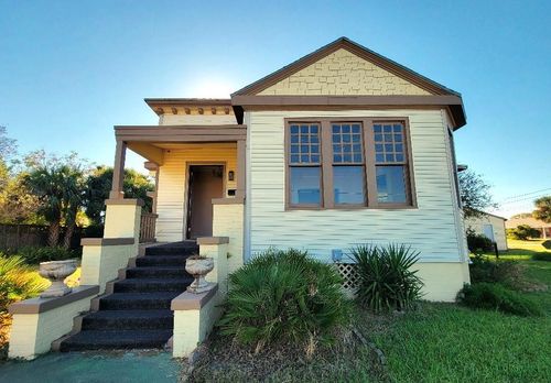 2707 57th St, Galveston, TX, 77551-5404 | Card Image