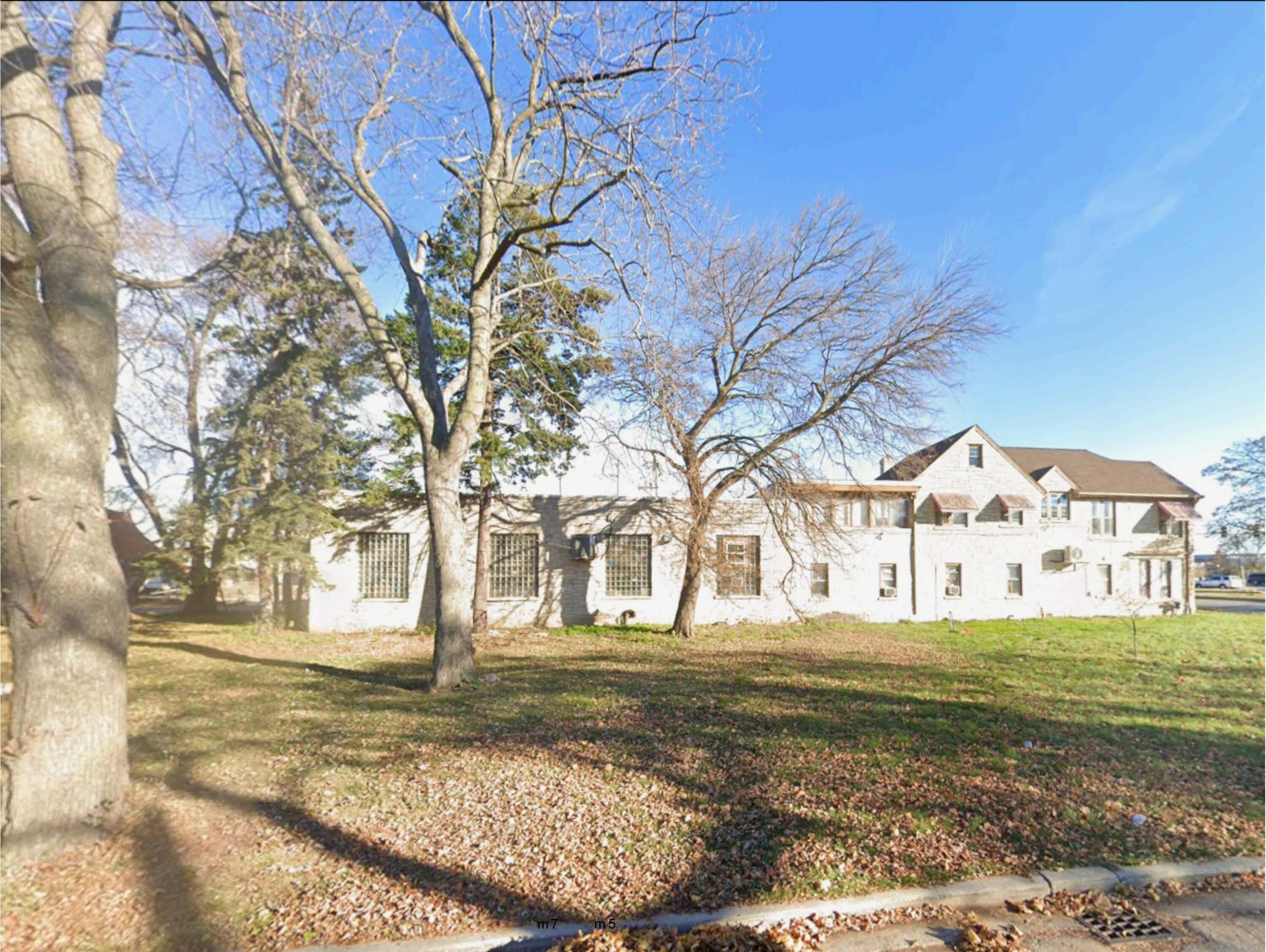 Commercial Sale in Milwaukee 3