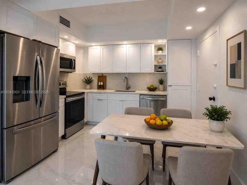 232-500 Bayview Dr, Sunny Isles Beach, FL, 33160-4748 | Card Image
