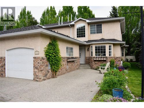 5-527 Yates Rd, Kelowna, BC, V1V1Z5 | Card Image
