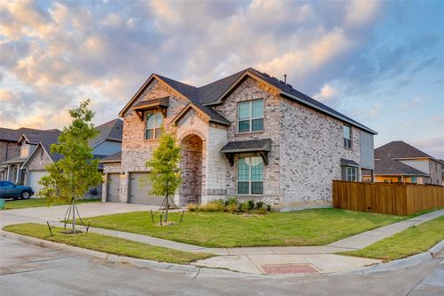 1521 Bison Trl, Aubrey, TX, 76227-2680 | Card Image