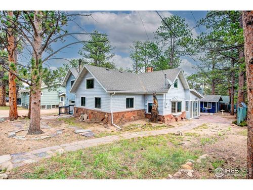 910 Shady Ln, Estes Park, CO, 80517-7557 | Card Image