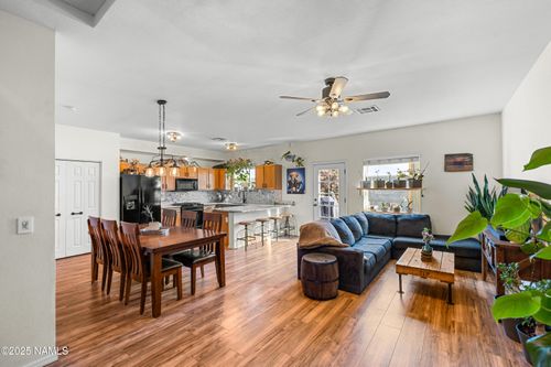9088 W Slate Mountain Trl, Bellemont, AZ, 86015-5138 | Card Image