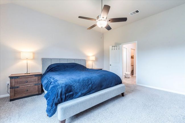 Main level primary bedroom | Image 16