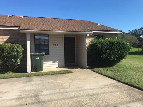 932 E Johnson Ave, Pensacola, FL, 32514-3907 | Card Image