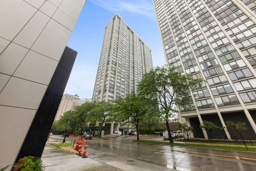 908-5455 Sheridan Rd, Chicago, IL, 60640-7422 | Card Image