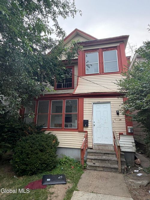 19 Stanwix St, Albany, NY, 12209-1922 | Card Image