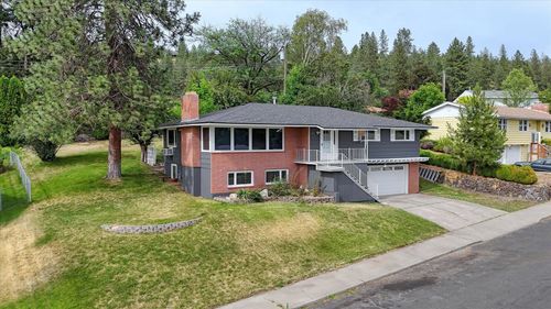 3014 W Weile Ave, Spokane, WA, 99208-4532 | Card Image
