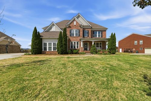 719 Thurrock Cir, Brentwood, TN, 37027-1504 | Card Image