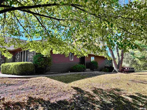 1005 Bayberry Ln, Macomb, IL, 61455-3517 | Card Image