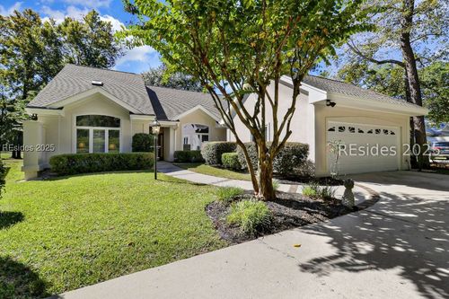 31 Toppin Dr, Hilton Head Island, SC, 29926-1003 | Card Image