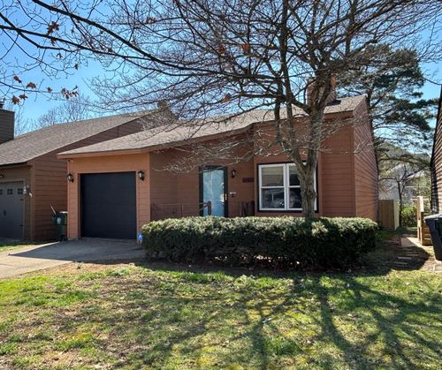 464 Becky Pl, Lexington, KY, 40517-4302 | Card Image