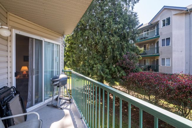205 - 2435 Center Street, Condo with 2 bedrooms, 2 bathrooms and 1 parking in Abbotsford BC | Image 10