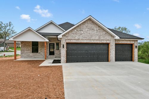 2014 East Jay Street, Ozark, MO, 65721 | Card Image