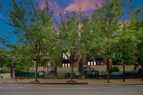 apt-4-31 E 26th St, CHICAGO, IL, 60616-6920 | Card Image