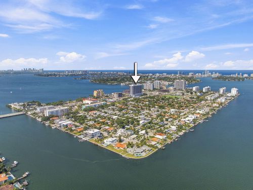 1008-7901 Hispanola Avenue, North Bay Village, FL, 33141 | Card Image