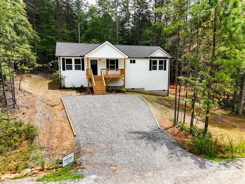 320 Haven Ridge Ln N, Marion, NC, 28752-1040 | Card Image