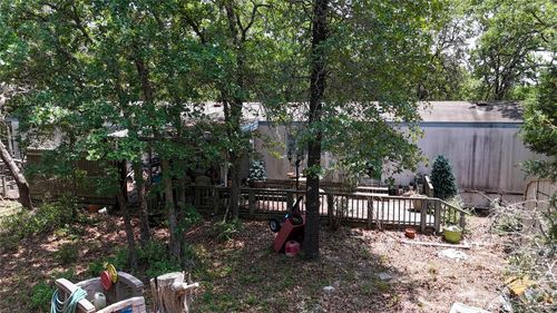 642 Hidden Oaks Dr, Elgin, TX, 78621-5560 | Card Image