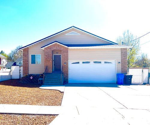 560 E 700 N, Logan, UT, 84321-3430 | Card Image