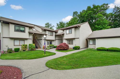 g-120 Columbia Ct, Yorktown Heights, NY, 10598 | Card Image