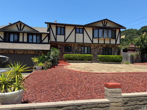 2797 Las Gallinas Ave, San Rafael, CA, 94903-1439 | Card Image