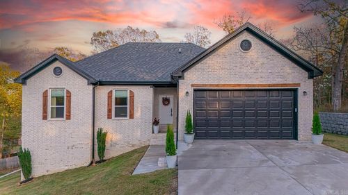21 Gold Bear Ln, Cabot, AR, 72023-8988 | Card Image