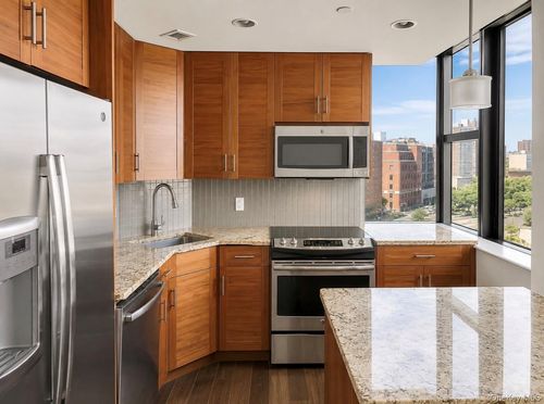 7c-10820 71st Ave, Forest Hills, NY, 11375-4529 | Card Image