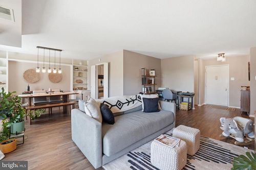 apt-603-309 Yoakum Pkwy, ALEXANDRIA, VA, 22304-3923 | Card Image