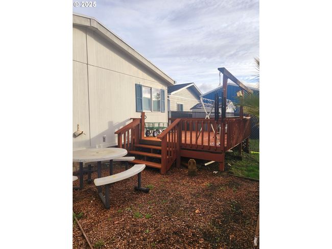 631 2 Nd Ave, House other with 3 bedrooms, 2 bathrooms and null parking in Powers OR | Image 20