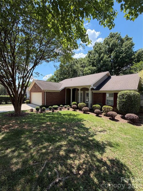 12207 Landing Green Dr, Charlotte, NC, 28277-4634 | Card Image