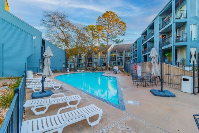 Community pool | Image 19