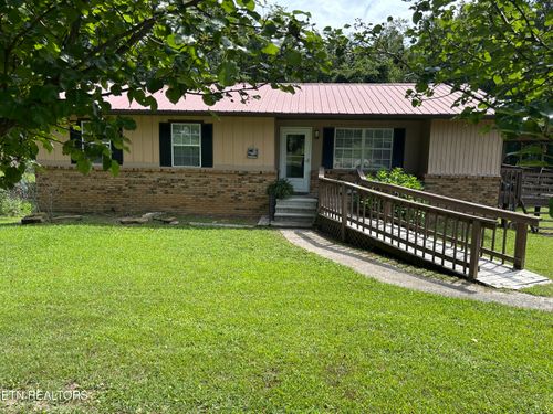 1041 Roysden Rd, Jamestown, TN, 38556-6163 | Card Image