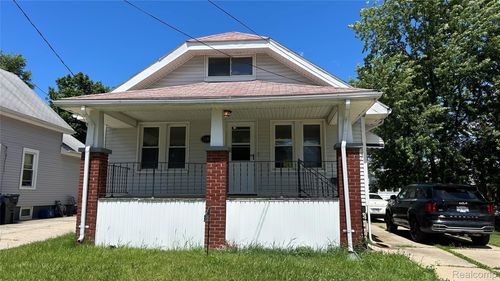 2202 Brown Street, Flint, MI, 48503 | Card Image