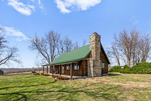 18200 Se 14th Rd, Dearborn, MO, 64439-8165 | Card Image