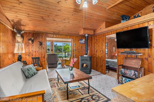 429 Smith Lake Dr, Mio, MI, 48647-9700 | Card Image