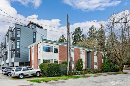 1-4-1505 E Galer St, Seattle, WA, 98112-2835 | Card Image