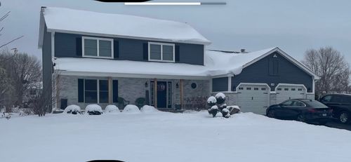 193 White Feather Ln, Gilberts, IL, 60136-9755 | Card Image