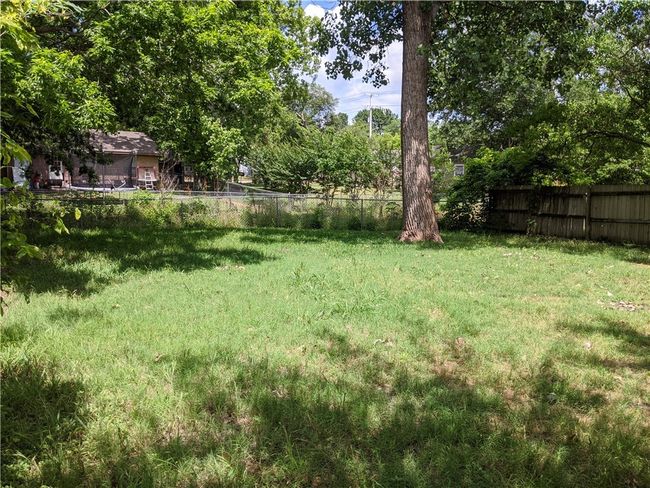 View of yard | Image 10