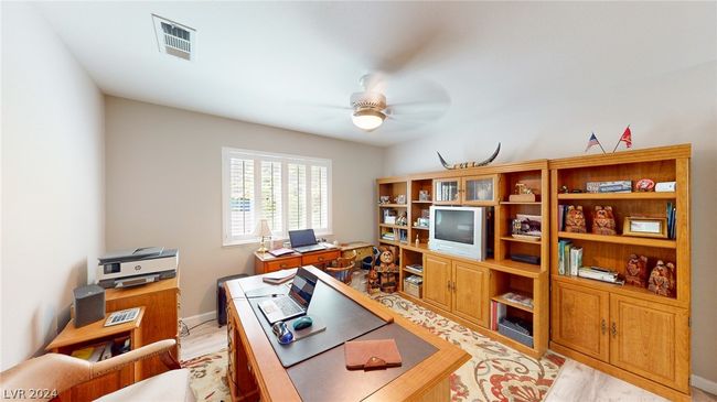 3740 Fox Glen Pkwy, House other with 3 bedrooms, 2 bathrooms and null parking in Las Vegas NV | Image 36