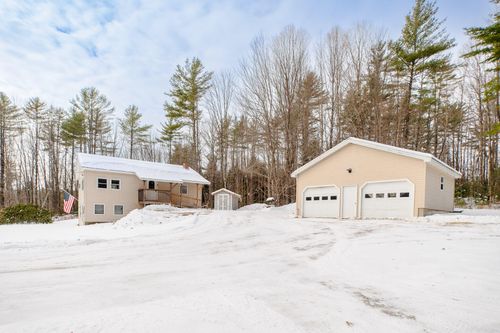 55 Lake Street, New Vineyard, ME, 04956 | Card Image