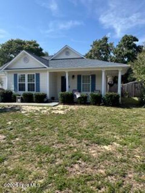 411 Brewster Ln, Wilmington, NC, 28412-2690 | Card Image